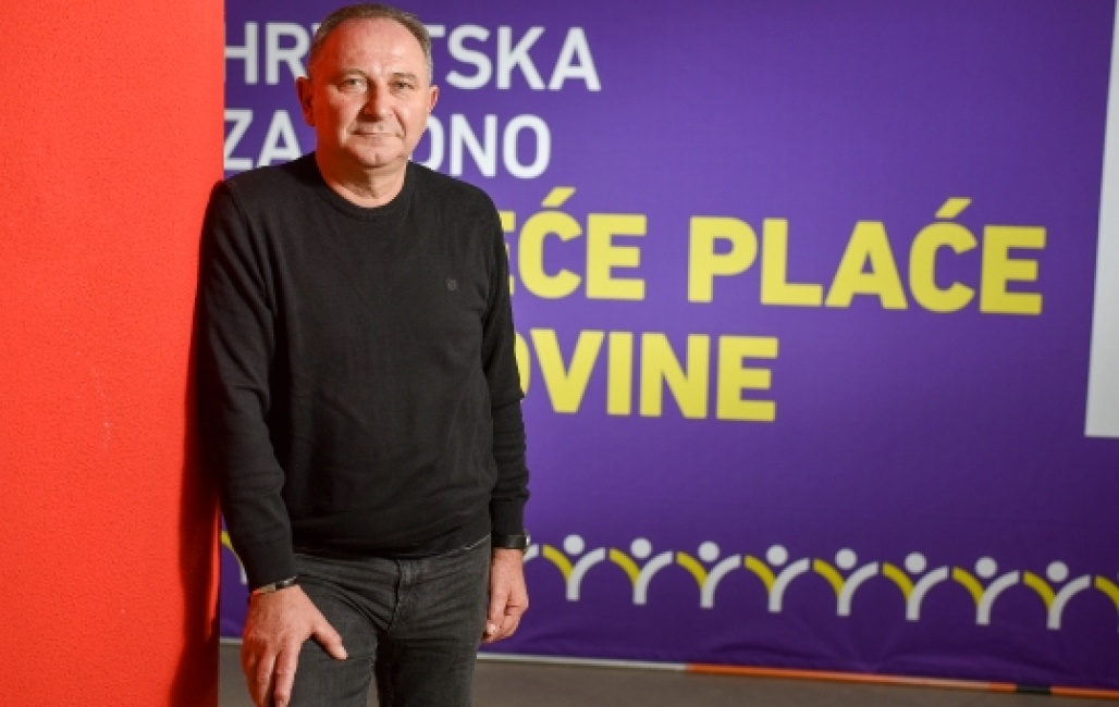 Minimalna plaća: Sindikati traže povećanje od 200 eura, poslodavci nude 36,75 eura